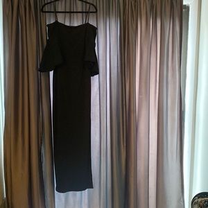 Laundry Evening Gown by Shelli Segal Cold Shoulder Long